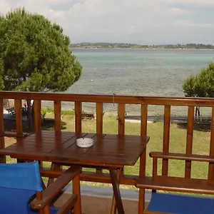Efi , Vourvourou Grecia